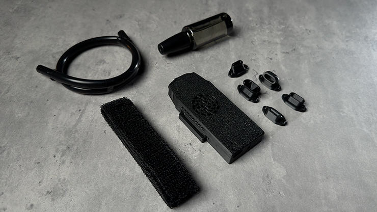Ultra Smoke Magic Accessory by Bond Lee, Wenzi & MS Magic