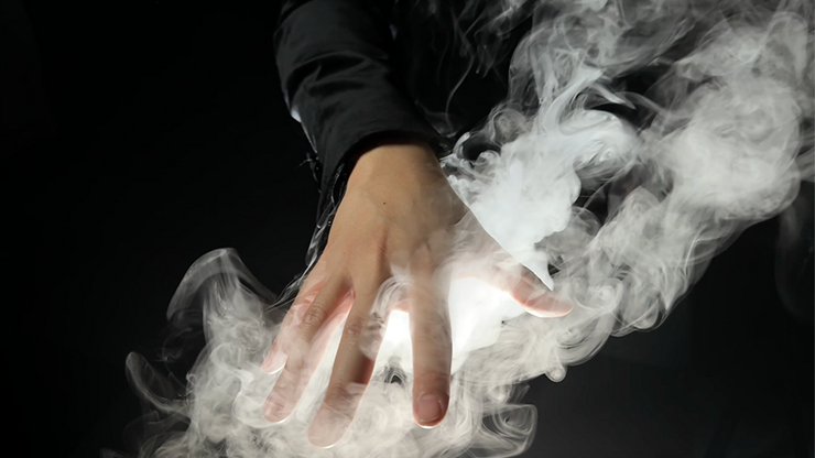 Ultra Smoke Magic Accessory by Bond Lee, Wenzi & MS Magic